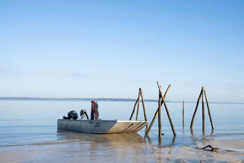 Quandamooka Oyster Farm Tours
