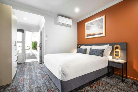 Studio Family Apartment