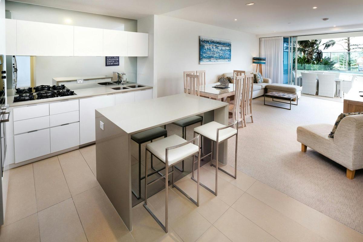 2 Bedroom Apartment With Pool