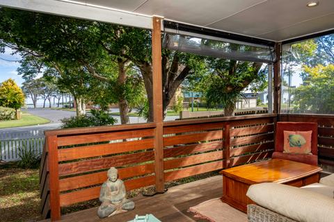 Pet Friendly Cottage With Water Views