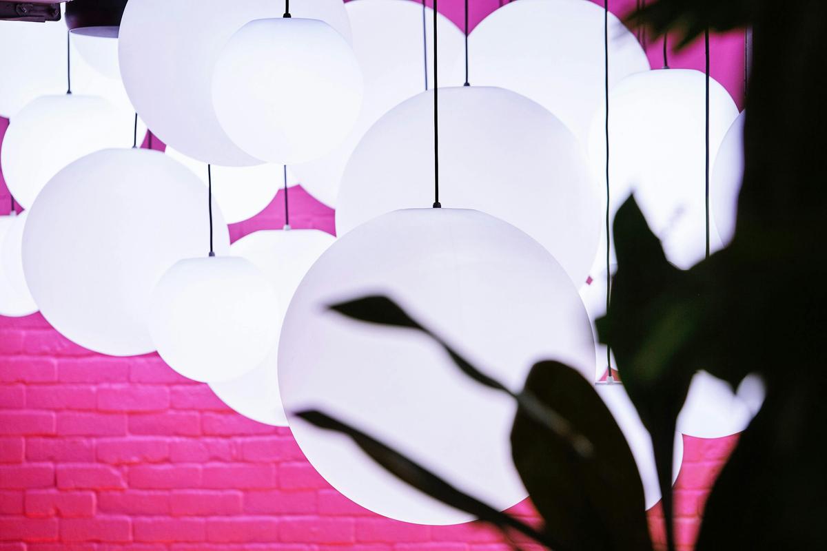 PingPong's Floating Lights in Pink Room