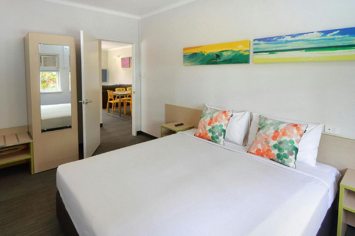 One Bedroom Apartment