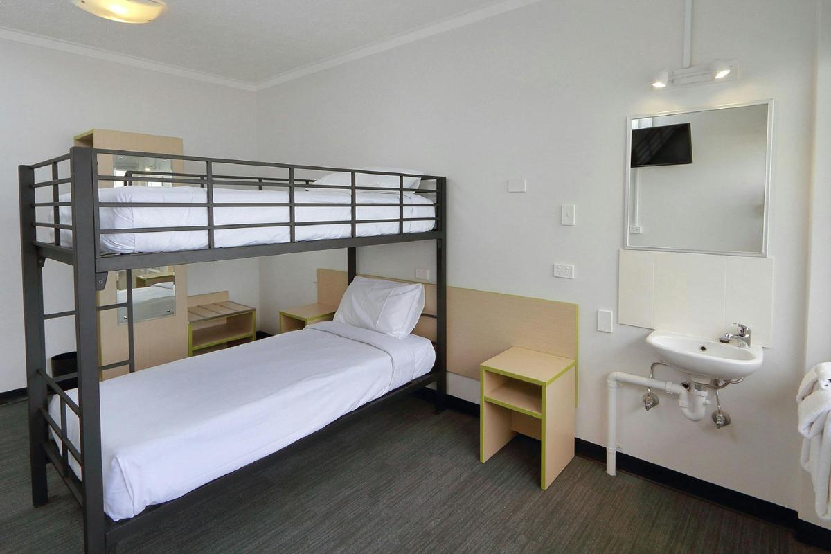 Economy Bunk – Shared Facilities
