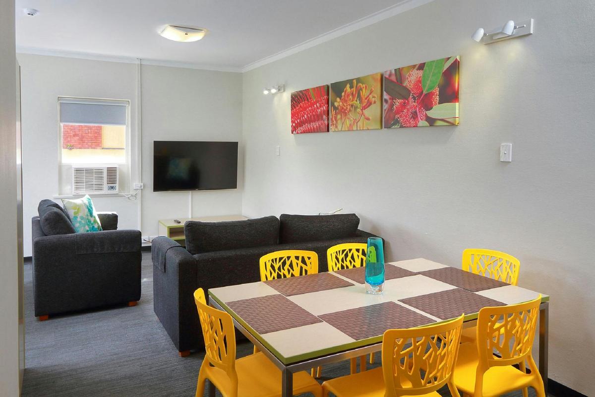 One Bedroom Apartment