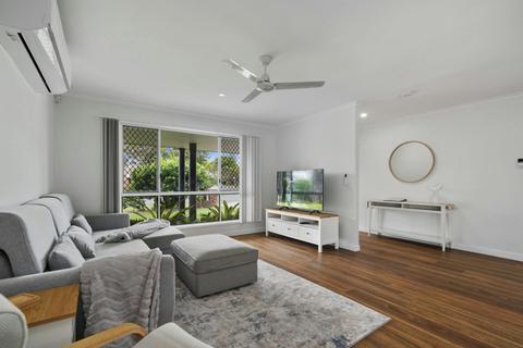 Perfectly Located Holiday Retreat By Holiday Hub Bribie Island