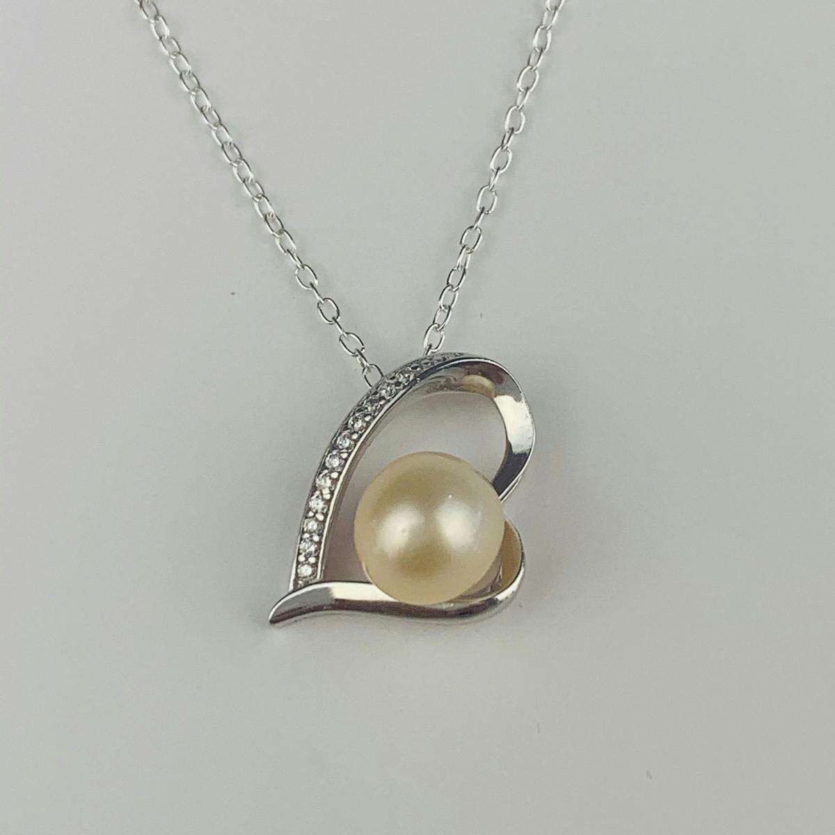 925 Stirling silver pendant necklace and chain, jewellery set on site in 30min ready to take home