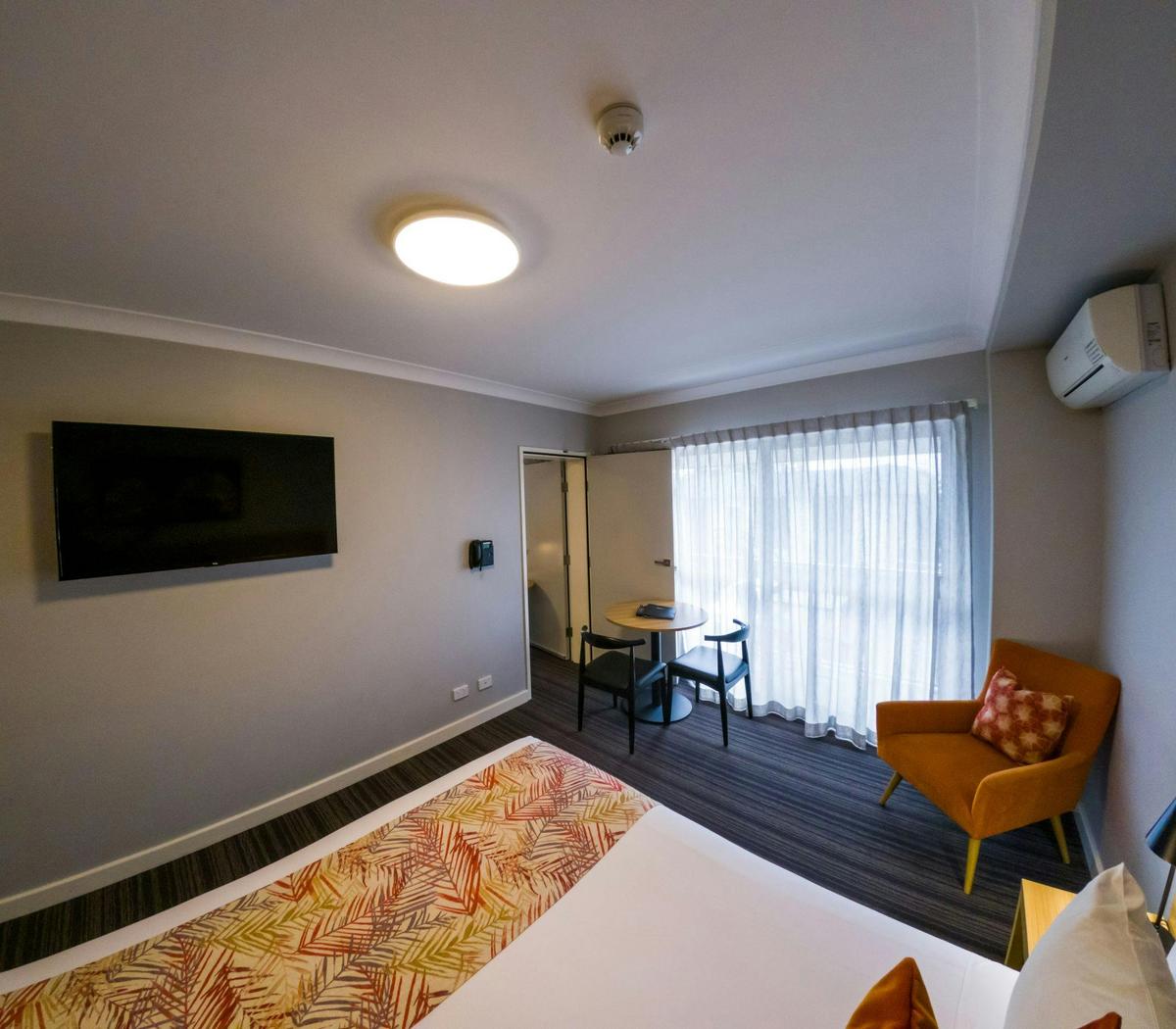 Connecting King Rooms