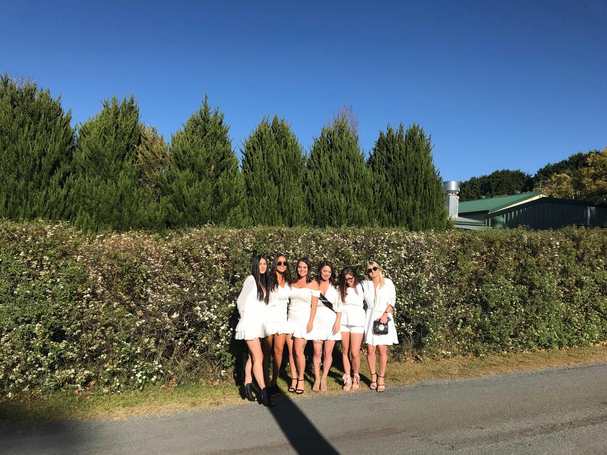 Private Hens Party - Half Day Mount Tamborine Winery Tour