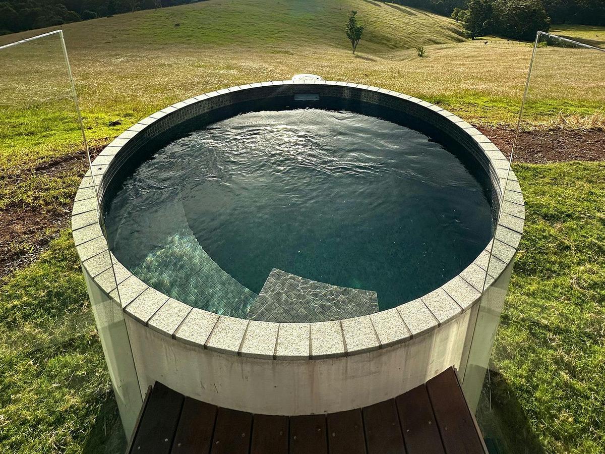 Outdoor Private Heated Plunge Pool at Pat's Farm Chalets
