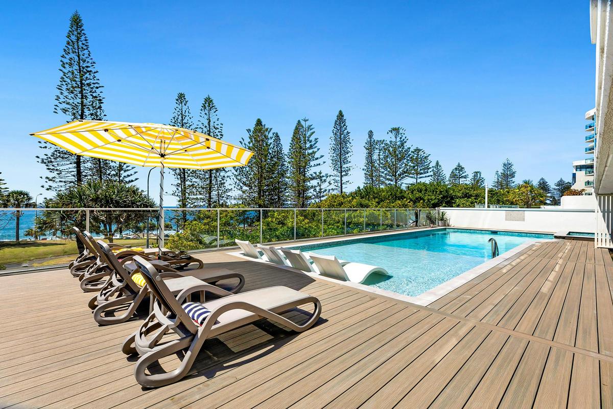 New Heated Pool and Spa Deck