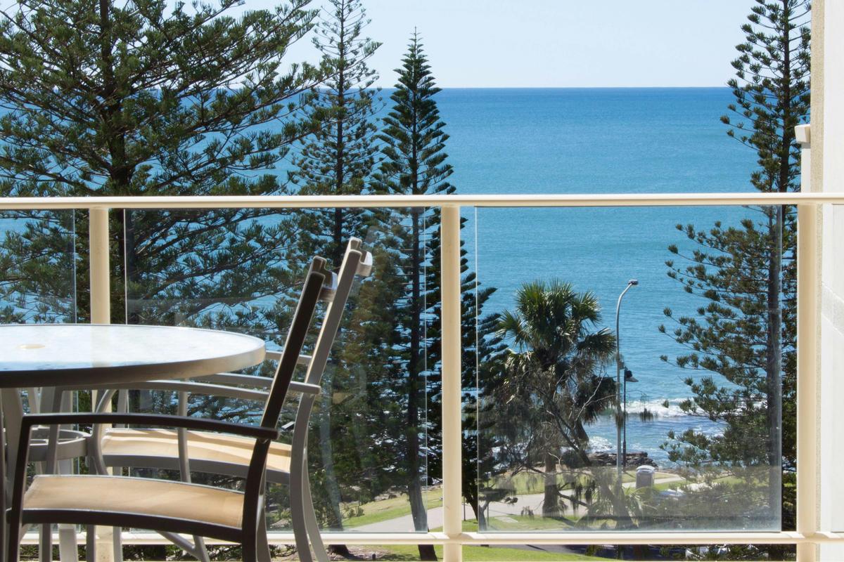 Oceanview 1 and 2 Bedroom Apartments