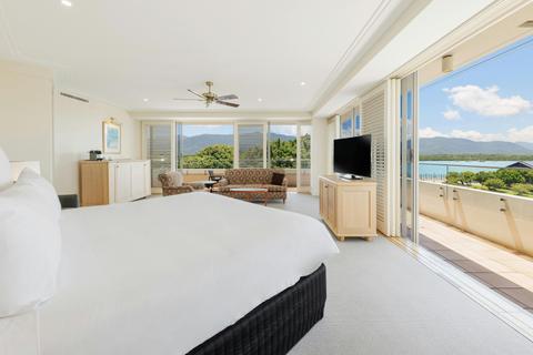 Premium Junior King Suite