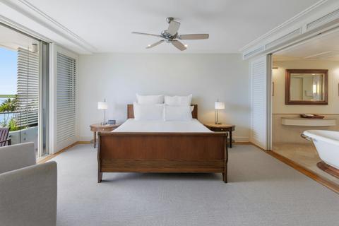 Executive Pullman Suite