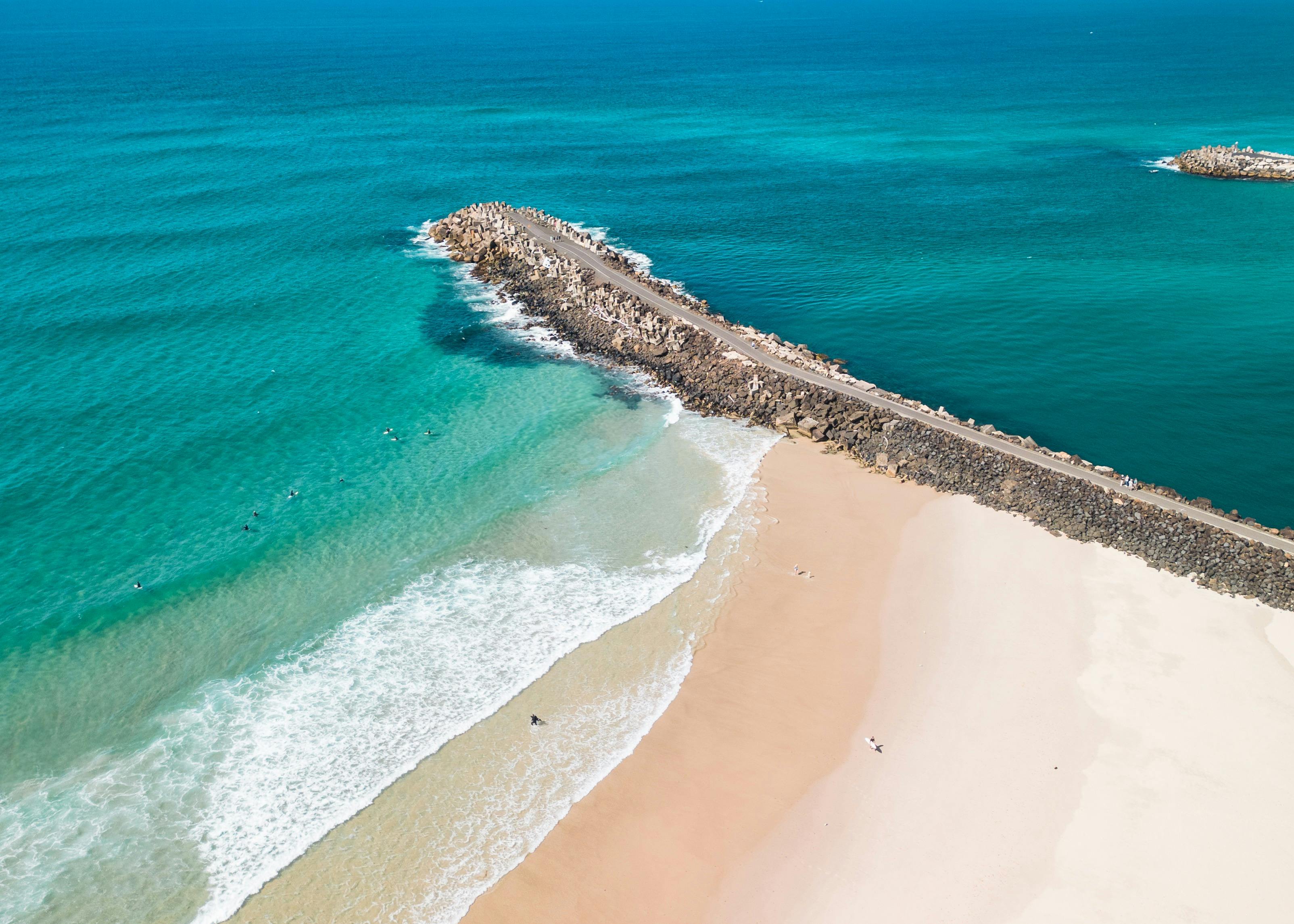 Lighthouse Beach North Wall