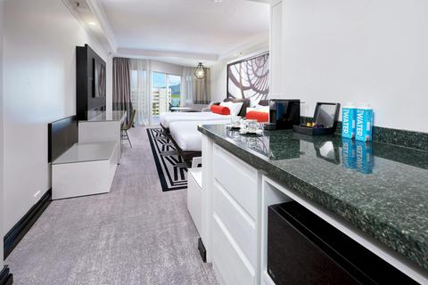 Rejuvenated Grand Superior City Mountain Twin Room