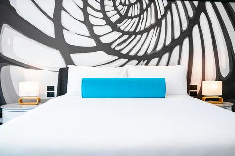 Rejuvenated Superior Mountain View Room