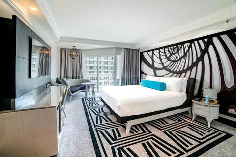Rejuvenated Superior Mountain View Room
