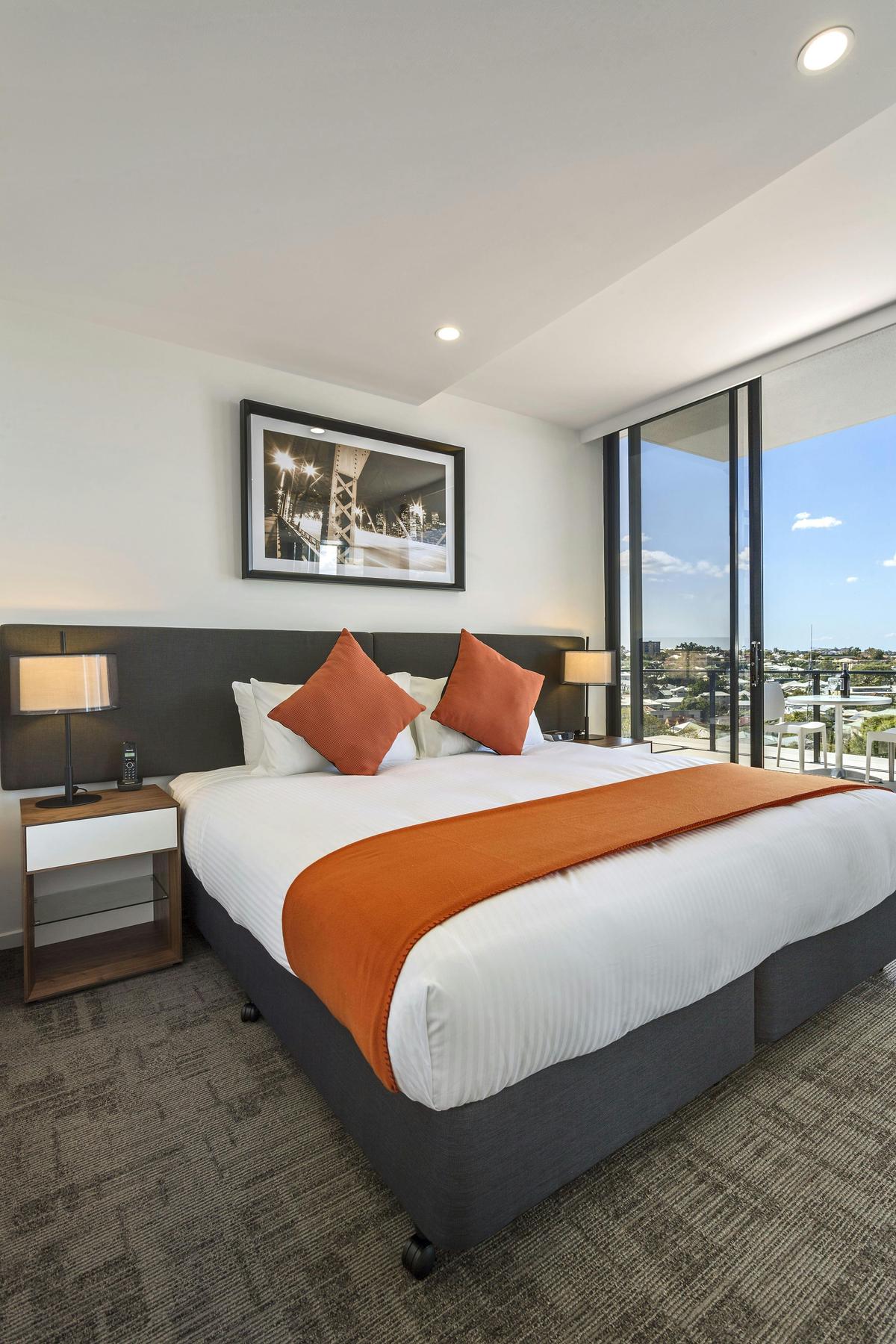 2 Bedroom Excutive