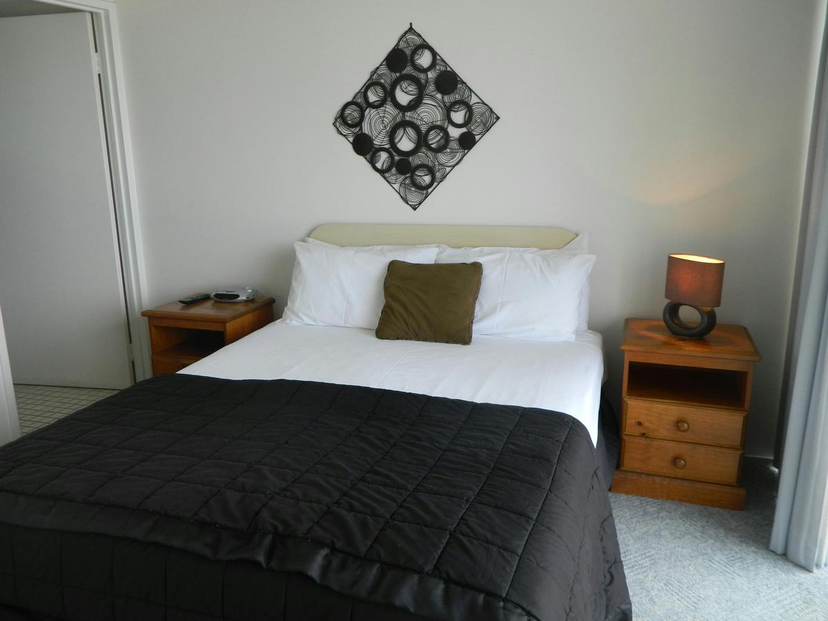 2 Bedroom Deluxe Apartments