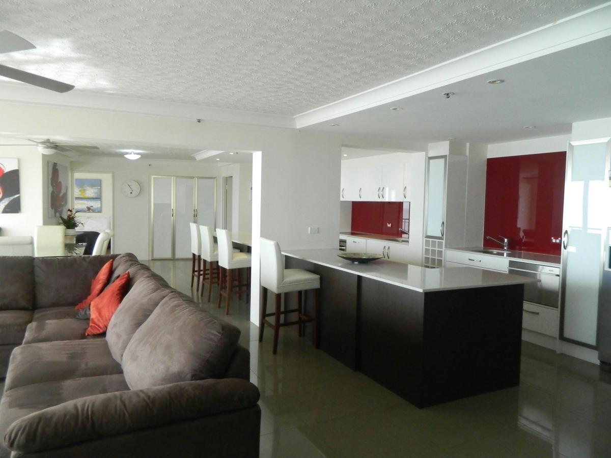 4 Bedroom Oceanview Apartment
