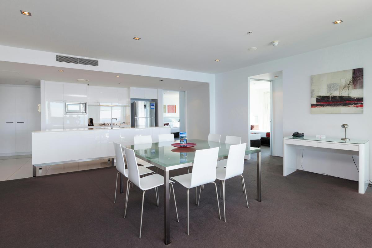 3 Bedroom Sub Penthouse Apartment