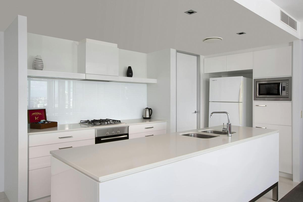 2 Bedroom Ocean View Apartment