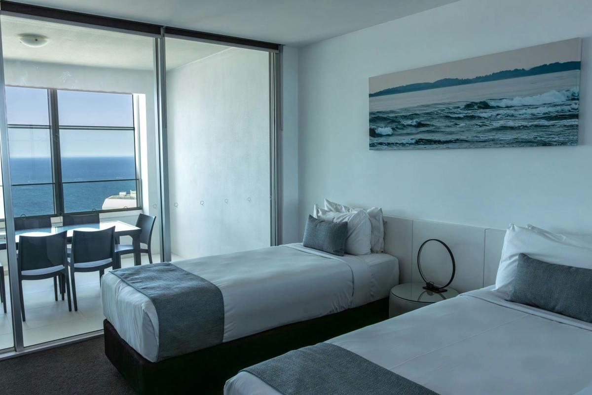 2 Bedroom Ocean View Apartment