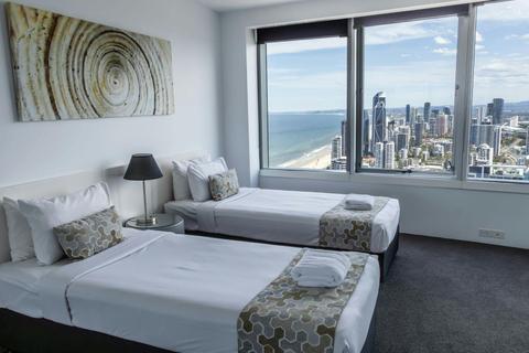 4 Bedroom Executive Spa Apartment