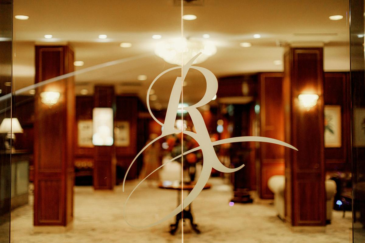 Royal On The Park Hotel and Suites