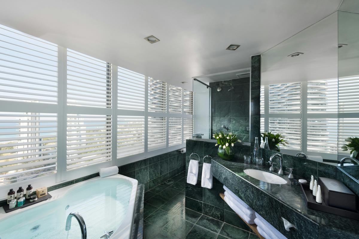 Luxury Ocean Spa Room