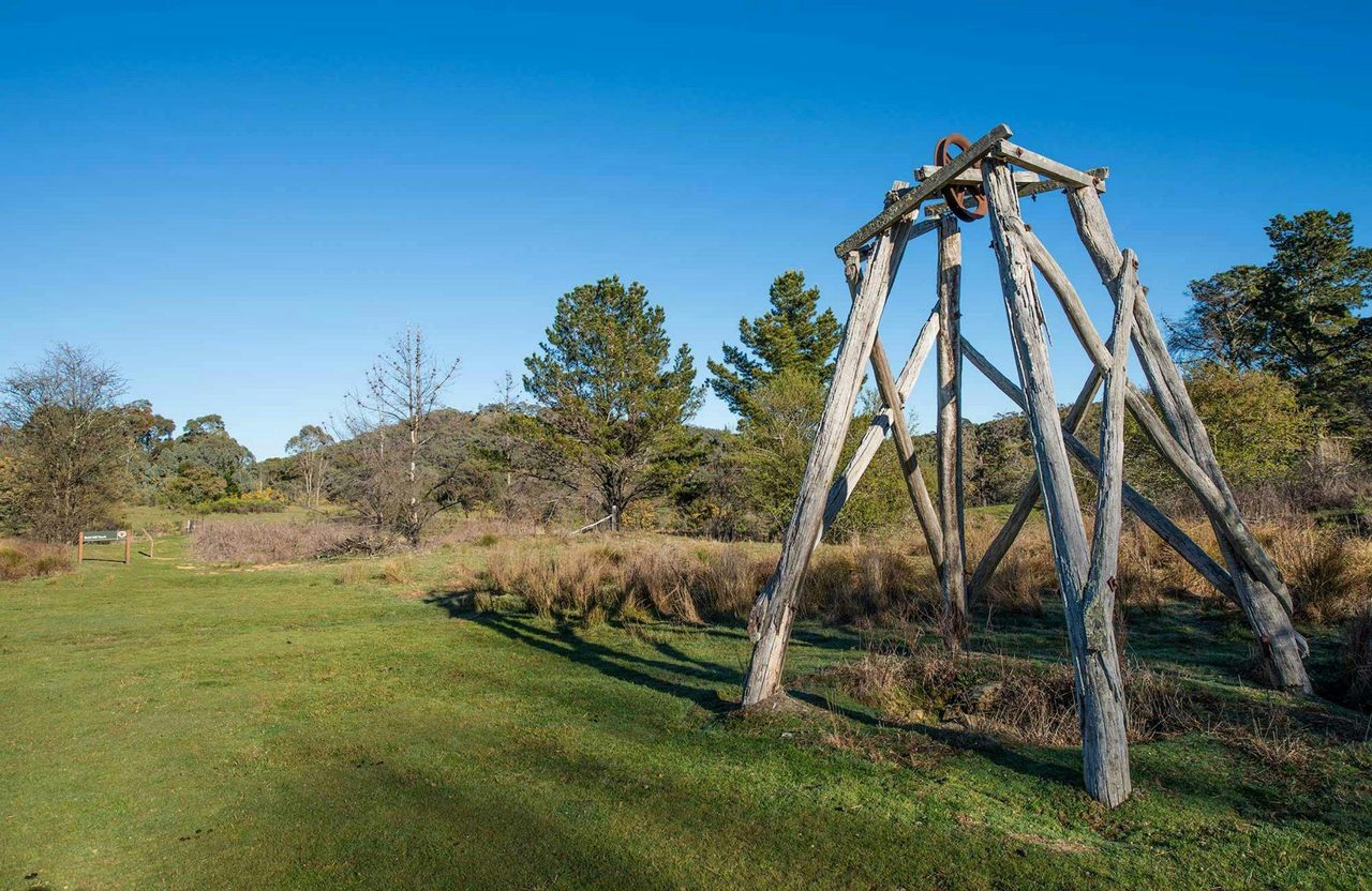 Bald Hill walking track, Hill End Historic Site. Photo: John Spencer.