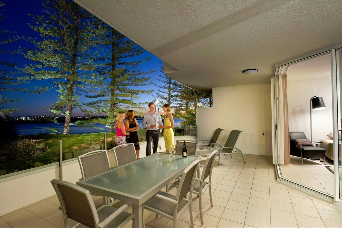 3 Bedroom Beachfront Apartments