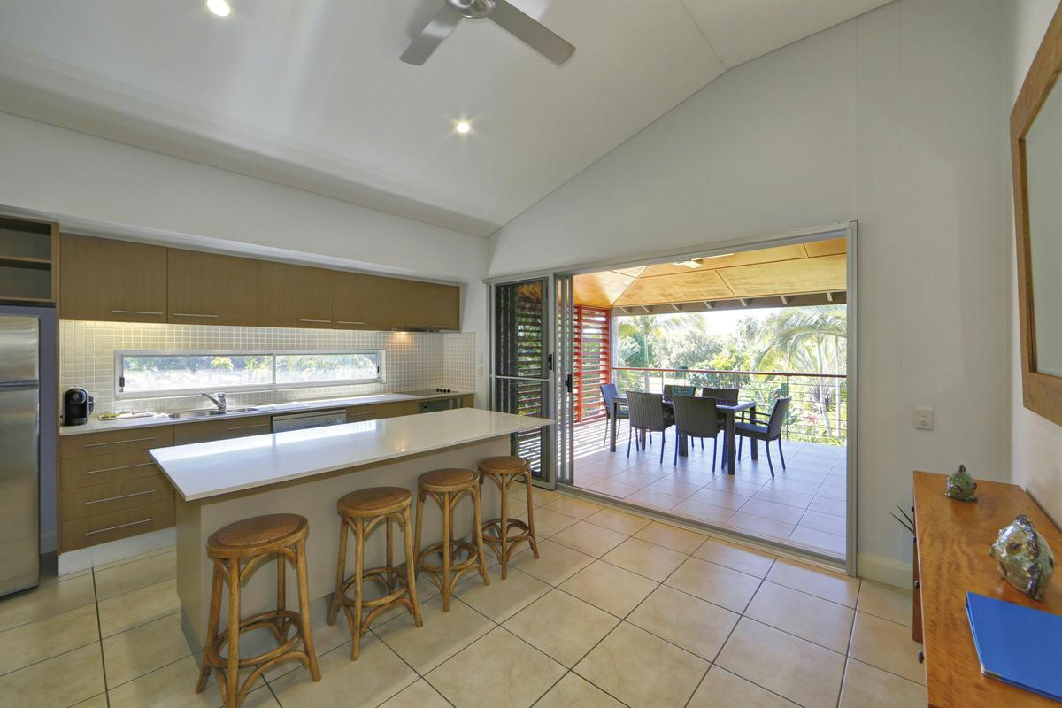 2 Bedroom Beach Home Apartment