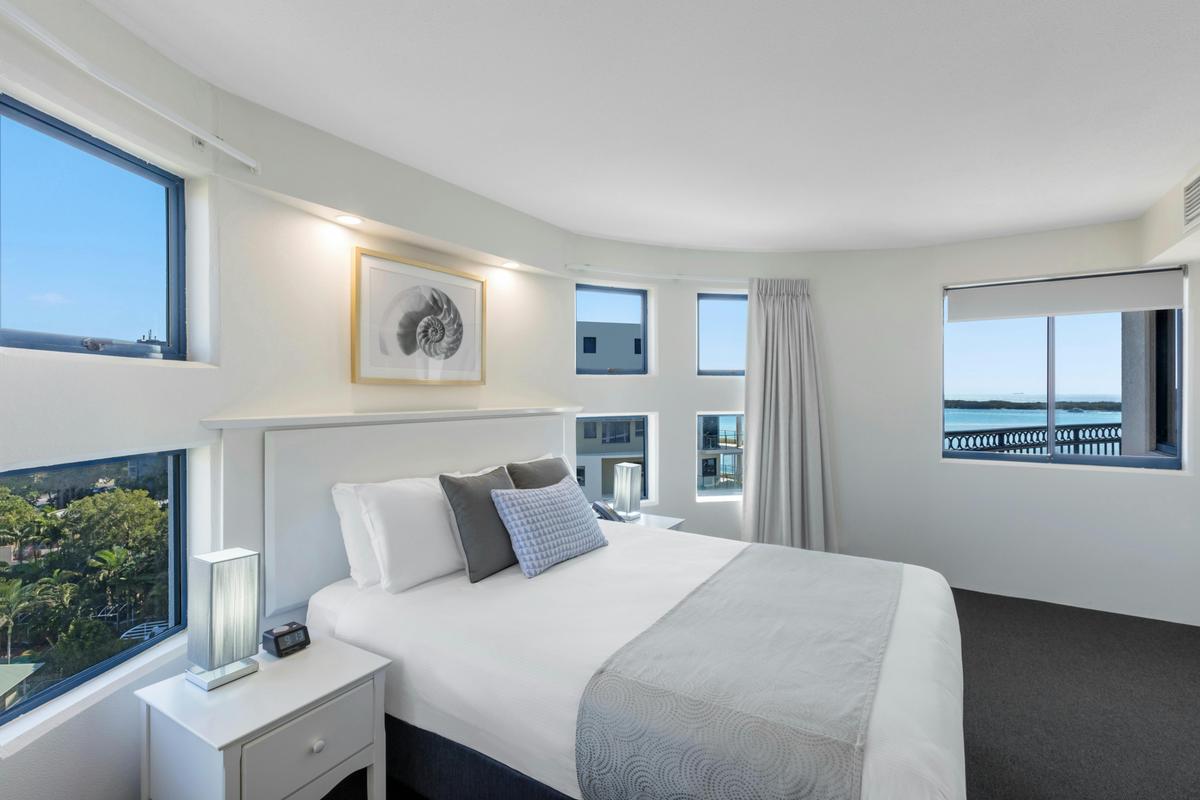 1 Bedroom Deluxe Sea View