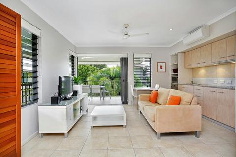 One Bedroom Classic Apartment