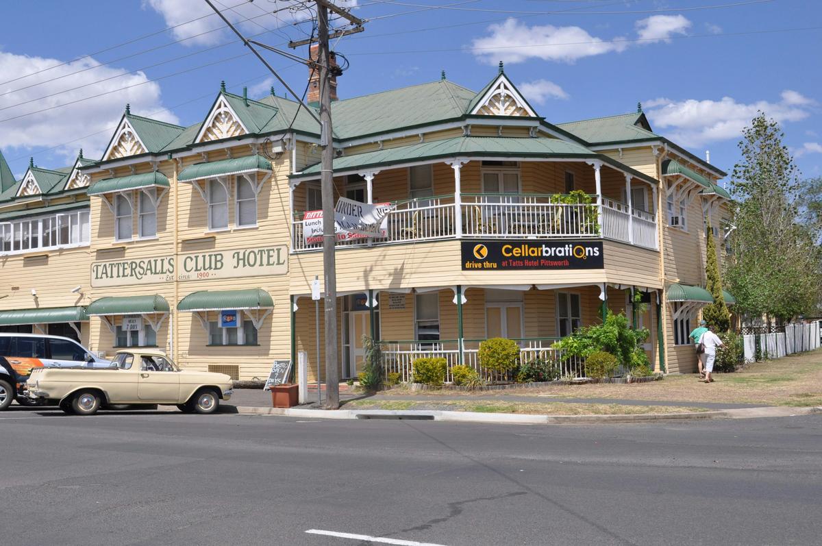 Tattersalls Club Hotel, Pittsworth