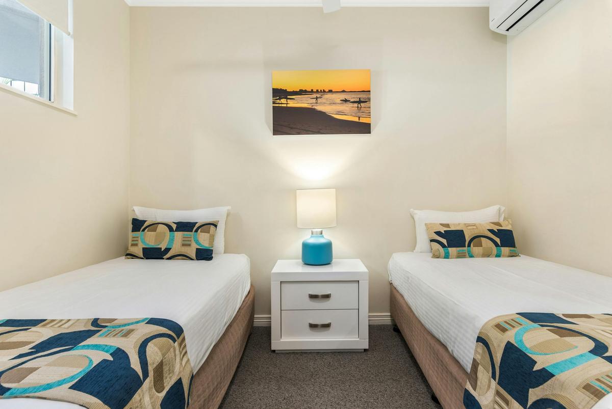 1 & 2 Bedroom Apartments