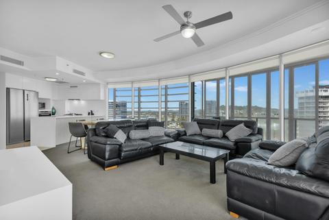2 Bedroom Plus Ocean View - Tower Two