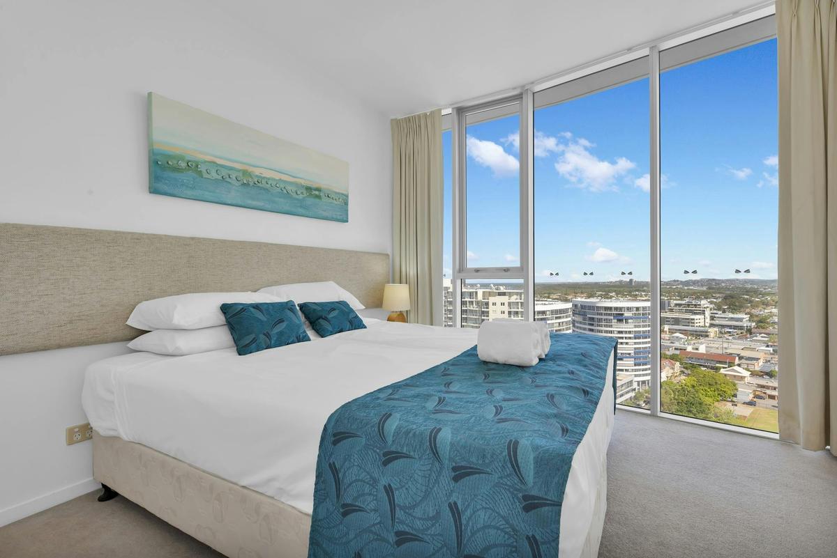 3 Bedroom Ocean View Apartment - Tower Two