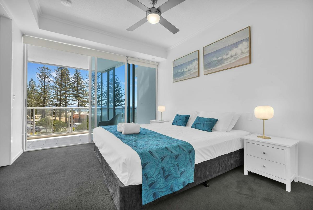 2 Bedroom Plus Beach View - Tower Two