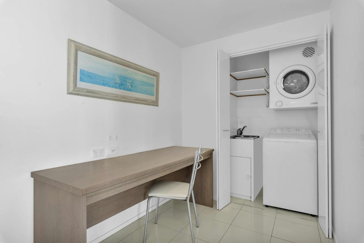 2 Bedroom Ocean View - Reflection on the Sea