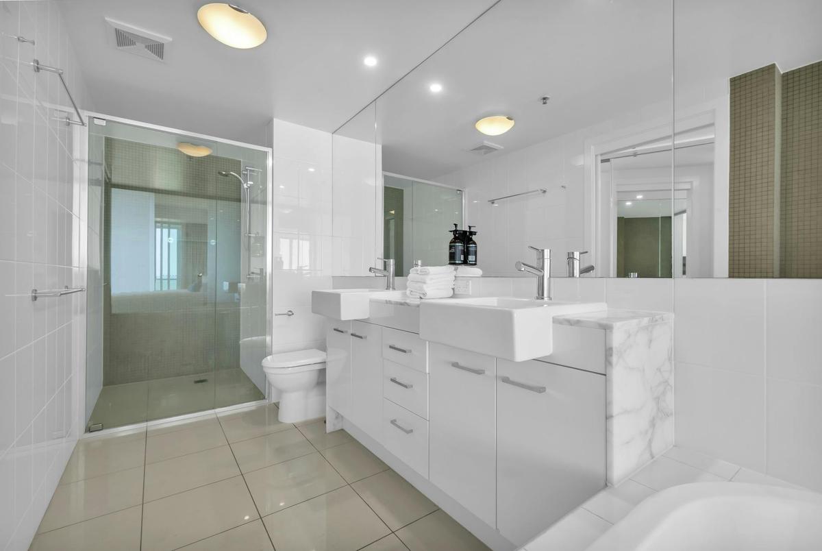 3 Bedroom Ocean View - Reflection on the Sea