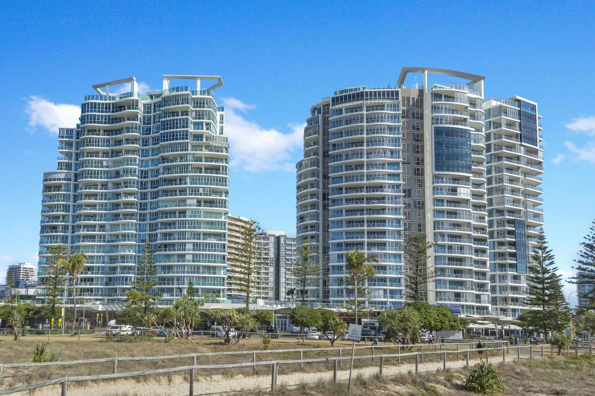 Reflections Coolangatta Beach