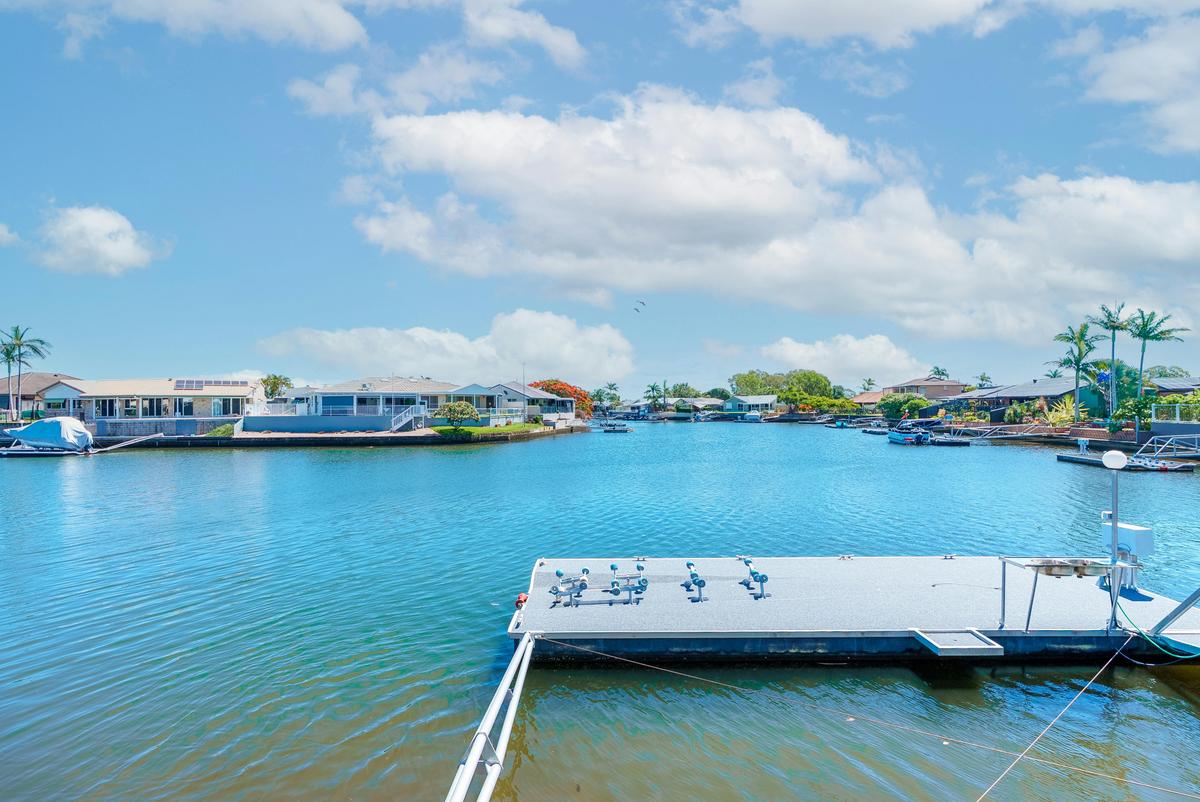 Pontoon and canal views