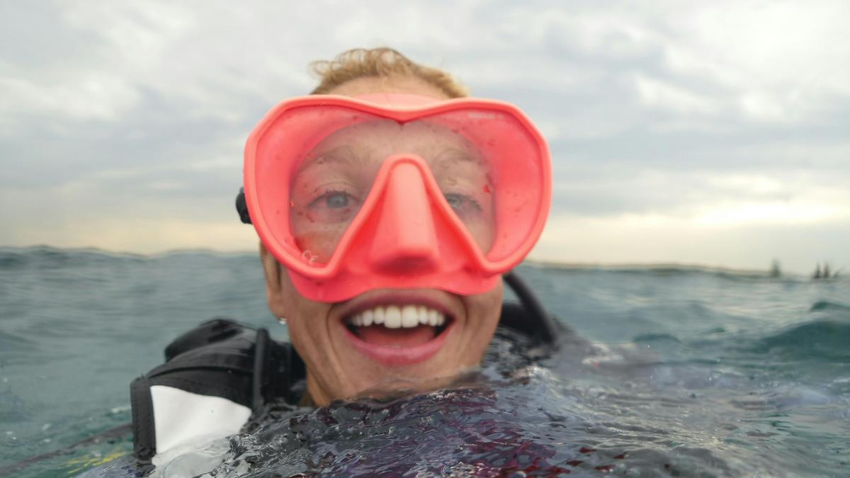 Happy Diver