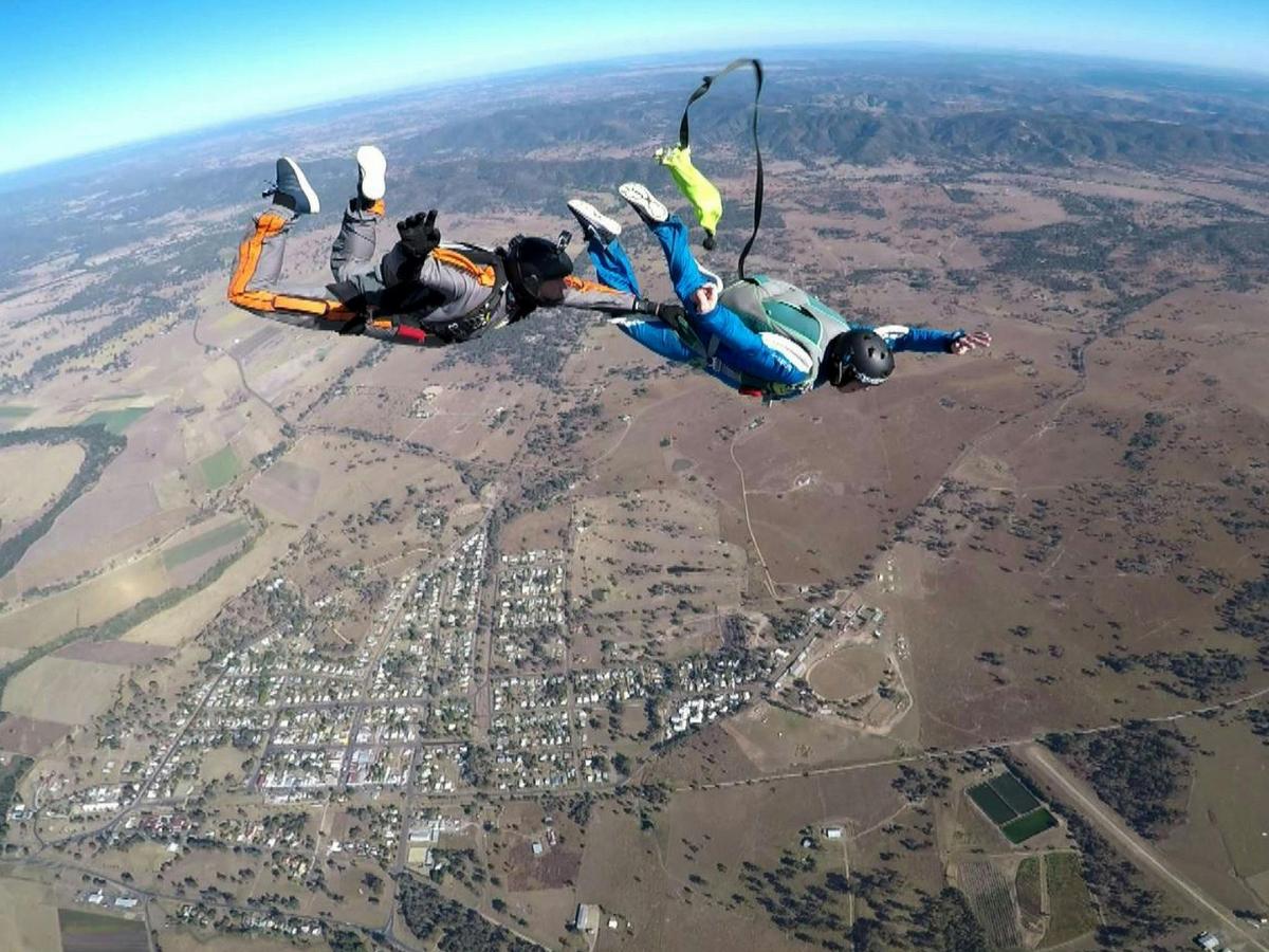 Learning To Skydive Courses at Ramblers Drop Zone - Toogoolawah