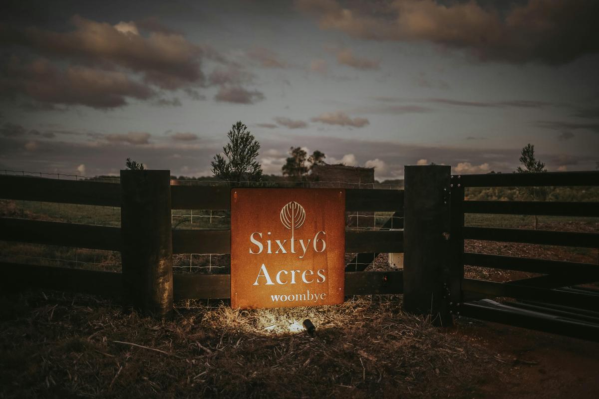 Entry sign