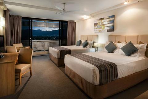 Mountain View Room