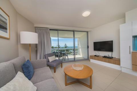 1 Bedroom Partial Ocean View