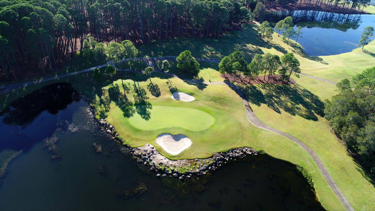 The Pines golf course, hole 7